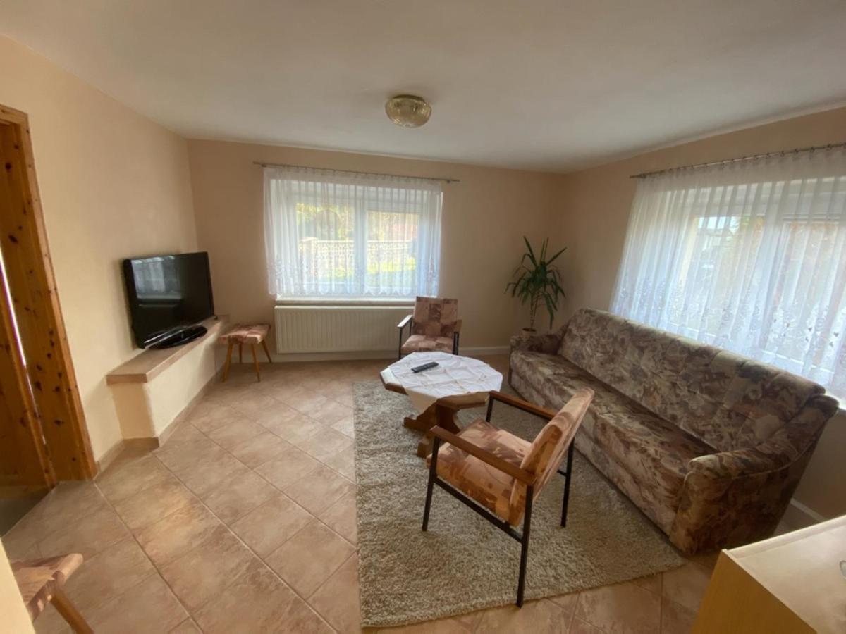 Ferienwohnung Lippmann Grosshartmannsdorf ภายนอก รูปภาพ