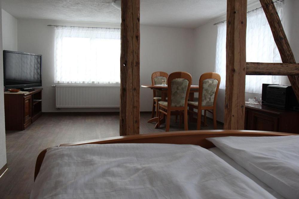 Ferienwohnung Lippmann Grosshartmannsdorf ภายนอก รูปภาพ